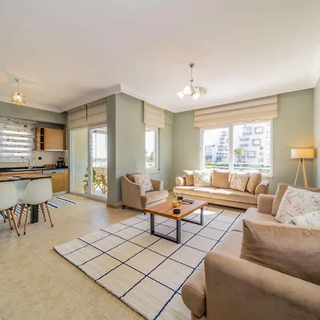 Amazing Flat Within Walking Distance To Private Beach With Shared Pool And Sea & Pool View In Aksu Antalya Aksu (Antalya)