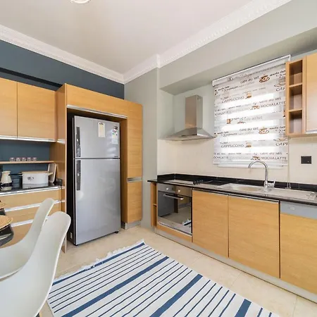 Amazing Flat Within Walking Distance To Private Beach With Shared Pool And Sea & Pool View In Aksu Antalya Apartamento Aksu (Antalya)