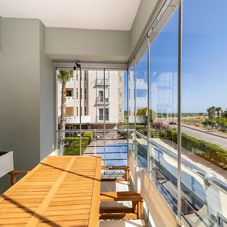 Amazing Flat Within Walking Distance To Private Beach With Shared Pool And Sea & Pool View In Aksu Antalya شقة *