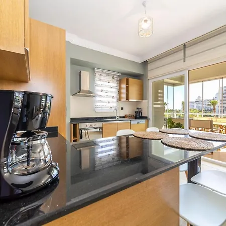 شقة Amazing Flat Within Walking Distance To Private Beach With Shared Pool And Sea & Pool View In Aksu Antalya *